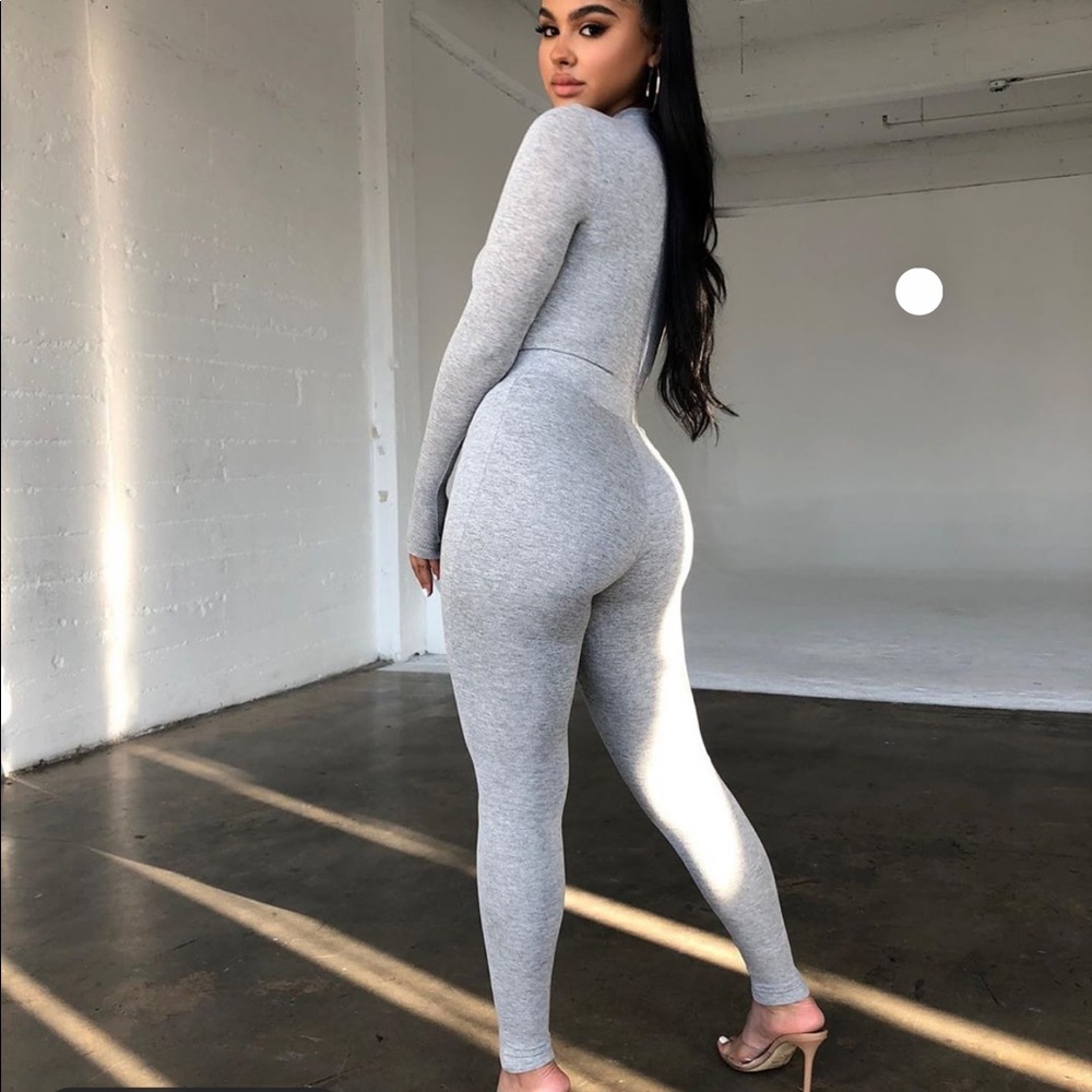 Naked Wardrobe Heather grey leggings
